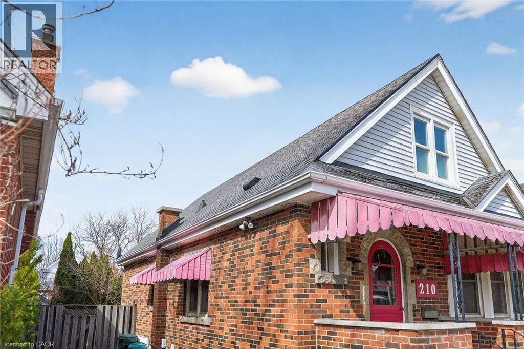 210 HUXLEY AVENUE SOUTH Image 4