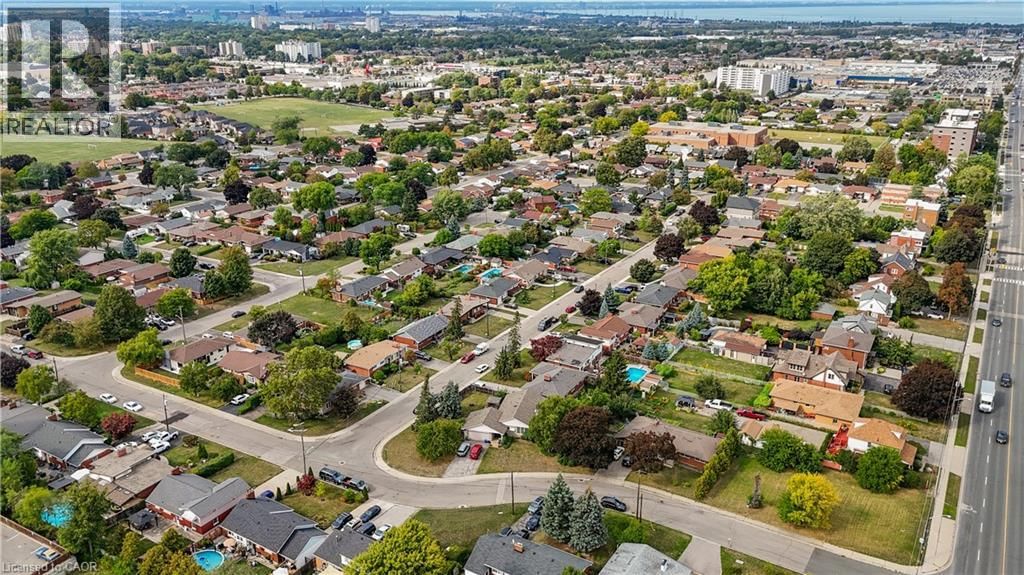 23 CENTENNIAL PARKWAY SOUTH Image 4