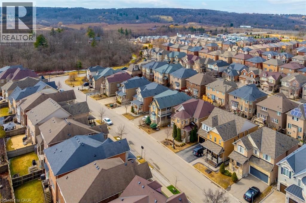 468 COOMBS COURT Image 33