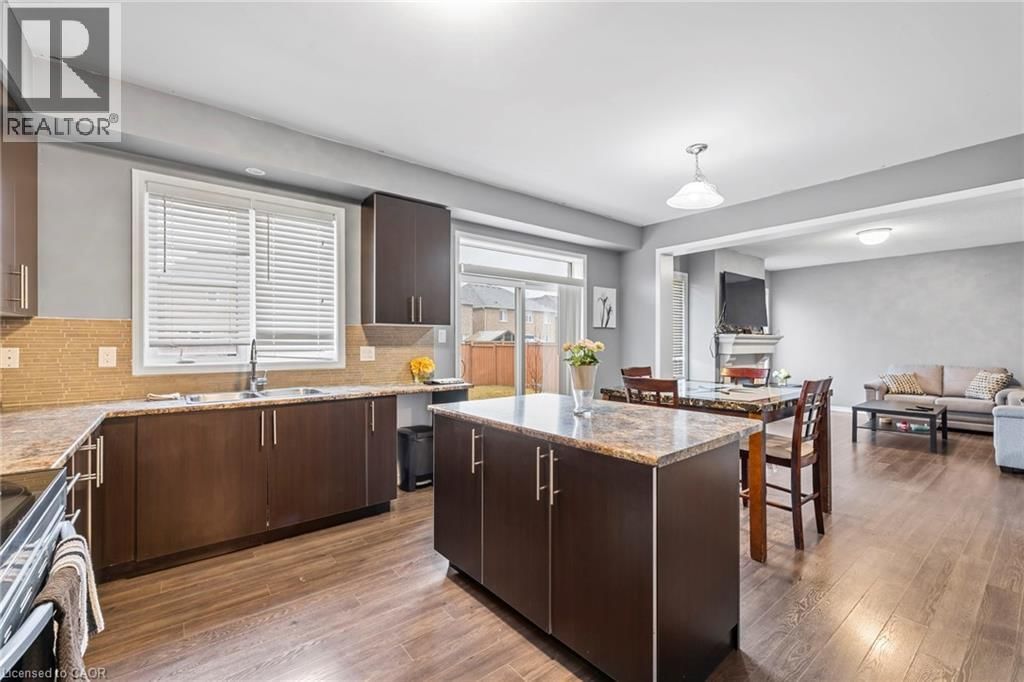 20 GILLESPIE DRIVE Image 10