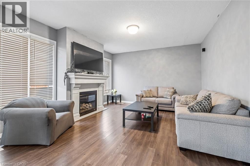 20 GILLESPIE DRIVE Image 14