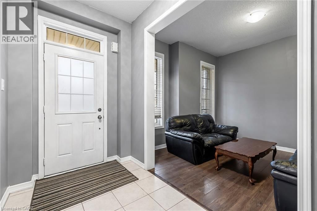 20 GILLESPIE DRIVE Image 21