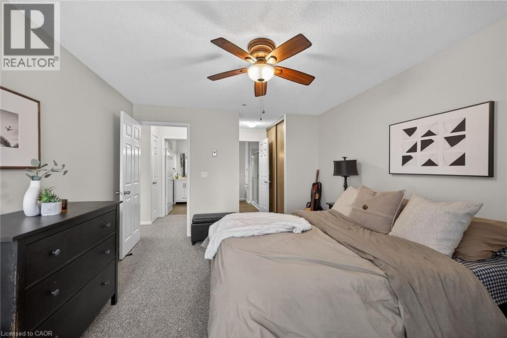 208 - 6 NIAGARA STREET Image 24