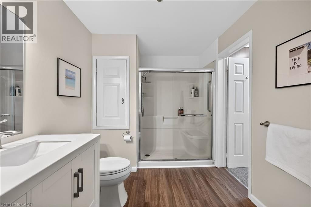 208 - 6 NIAGARA STREET Image 27