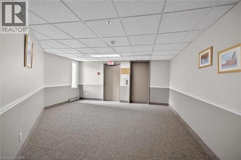 208 - 6 NIAGARA STREET Image 33