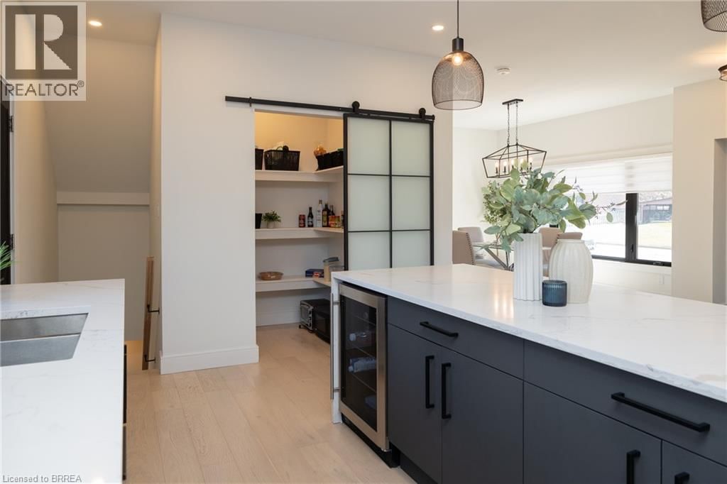 40 VARADI AVENUE Image 11