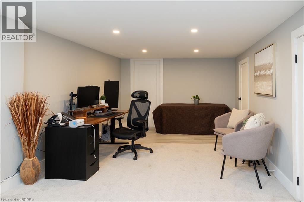 40 VARADI AVENUE Image 30