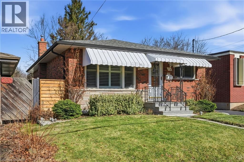 256 WHITNEY AVENUE Image 2