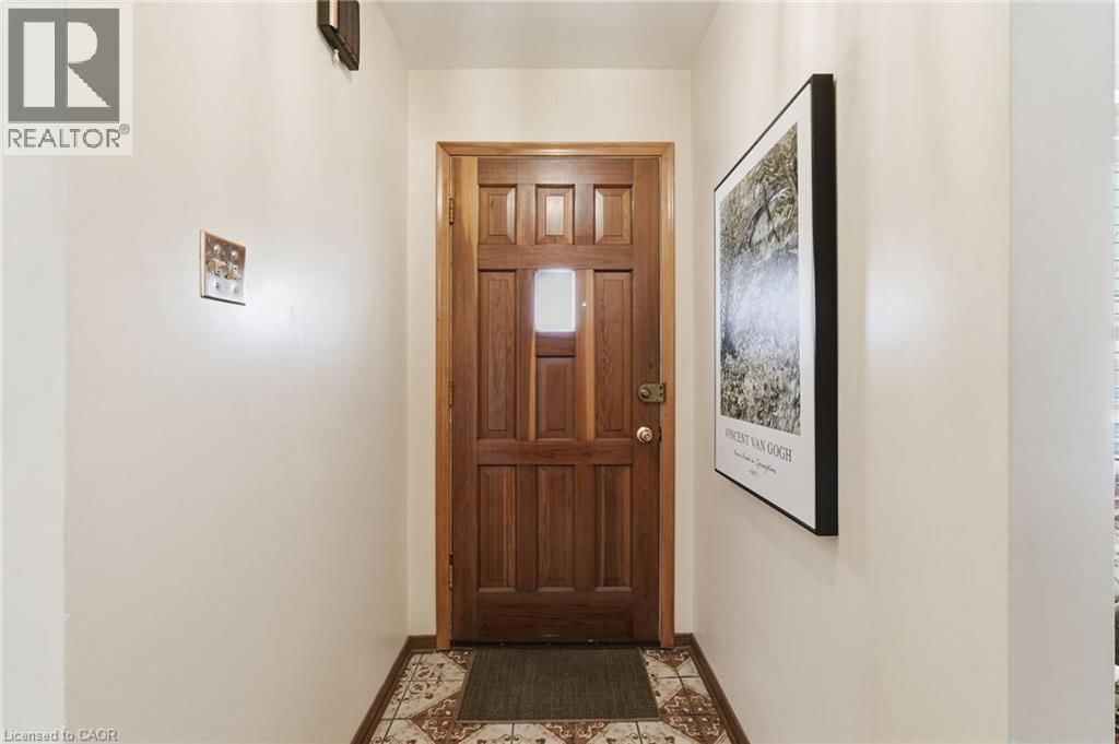 256 WHITNEY AVENUE Image 5