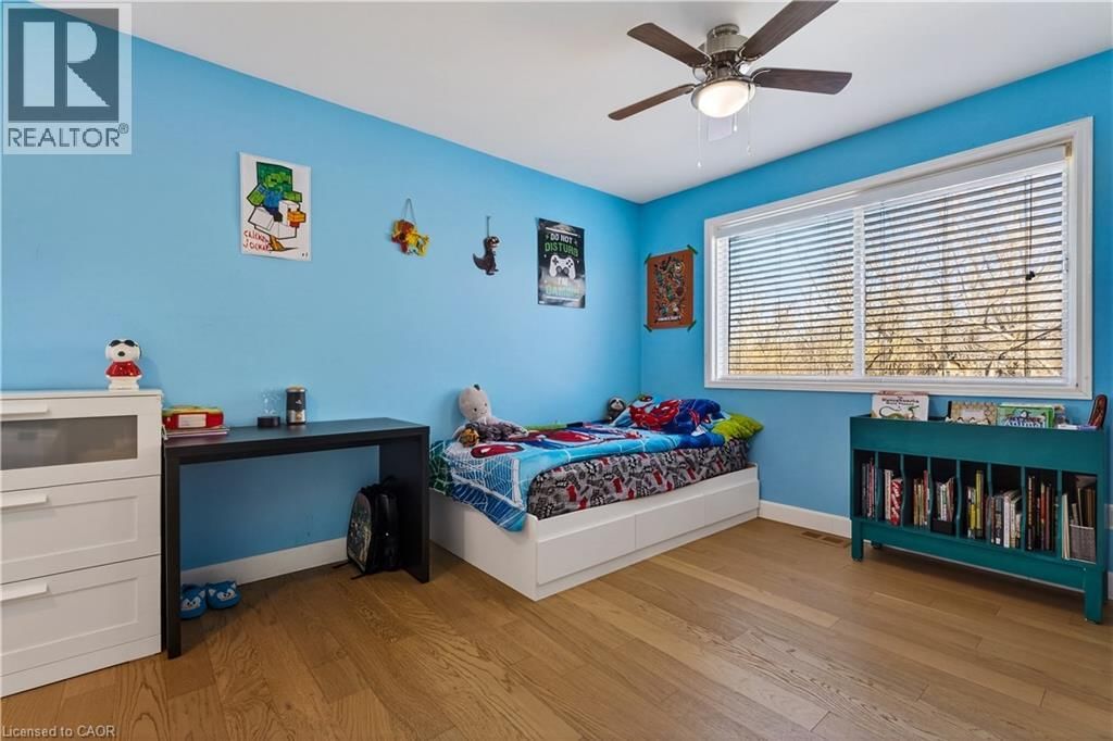 17 ANDERSON CRESCENT Image 21