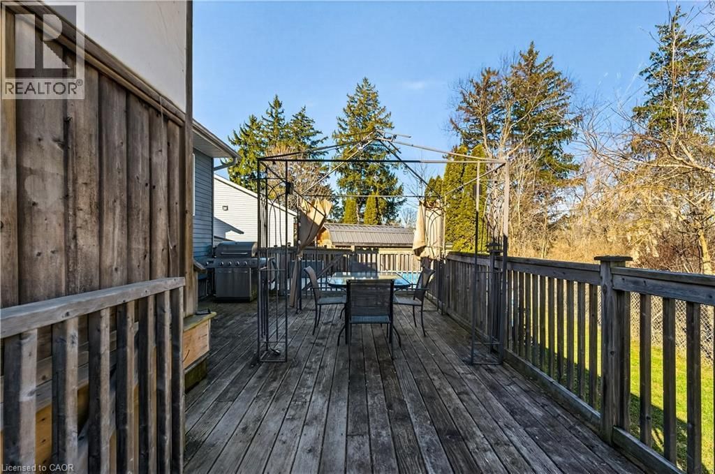 17 ANDERSON CRESCENT Image 35