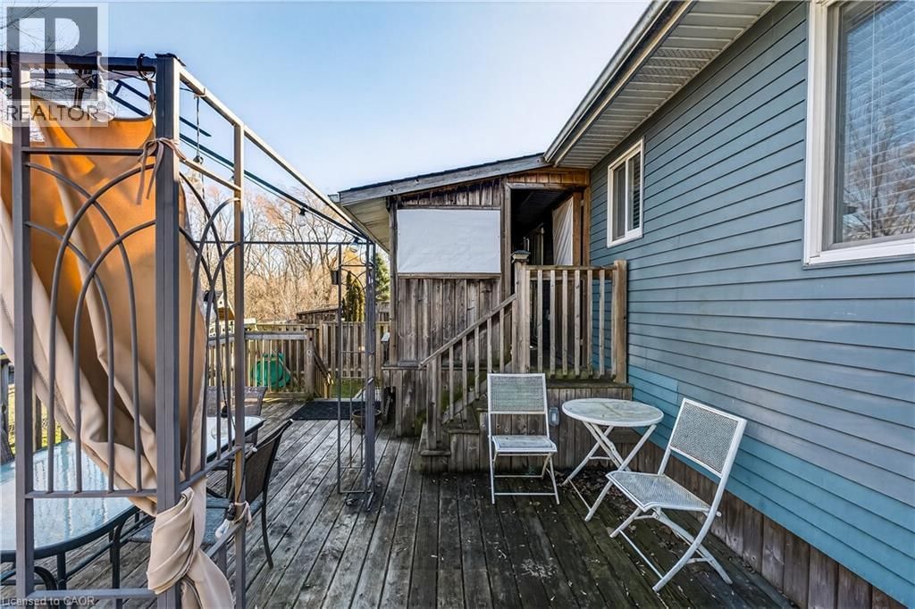 17 ANDERSON CRESCENT Image 39