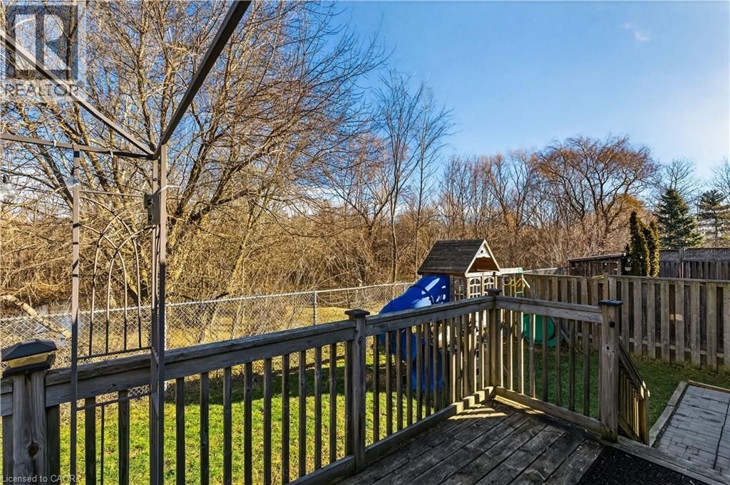 17 ANDERSON CRESCENT Image 40