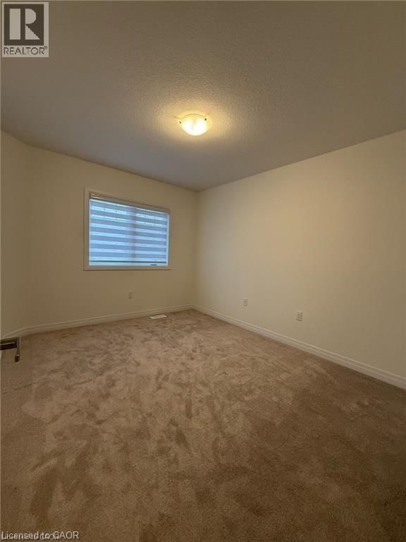 100 MASTERS STREET Image 6