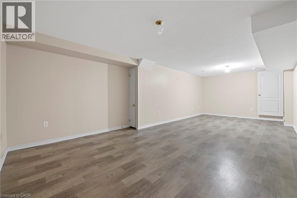 15 - 24 KENYON CRESCENT Image 23