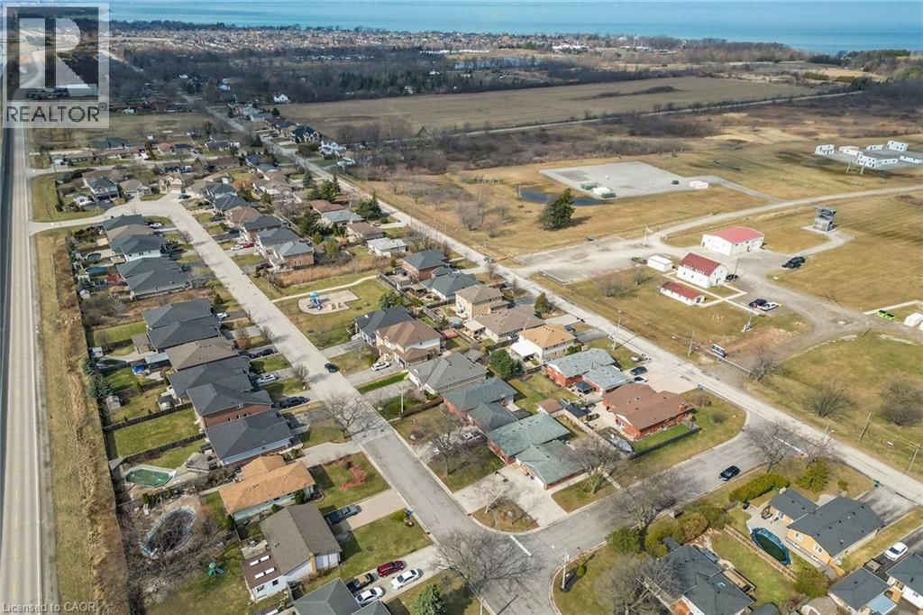 9 SIDARE COURT Image 43