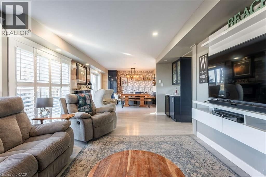 735 BEACH BOULEVARD Image 18