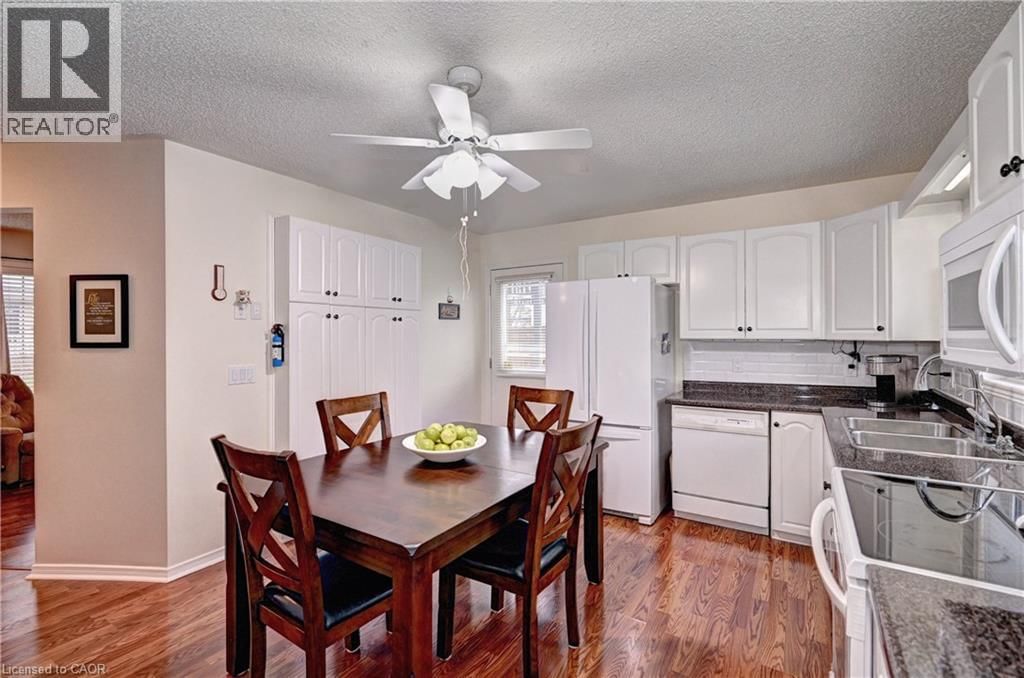 176 WESLEY CRESCENT Image 13