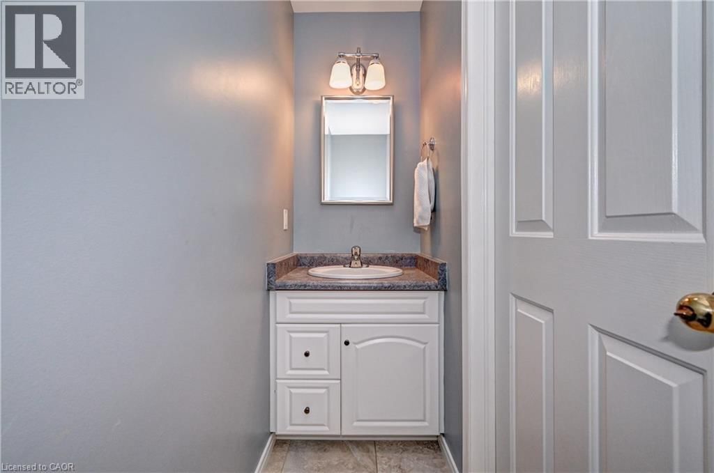 176 WESLEY CRESCENT Image 15