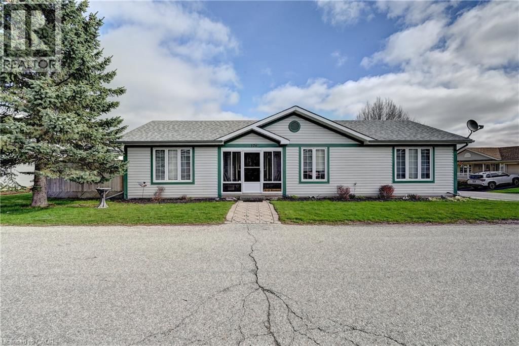 176 WESLEY CRESCENT Image 2