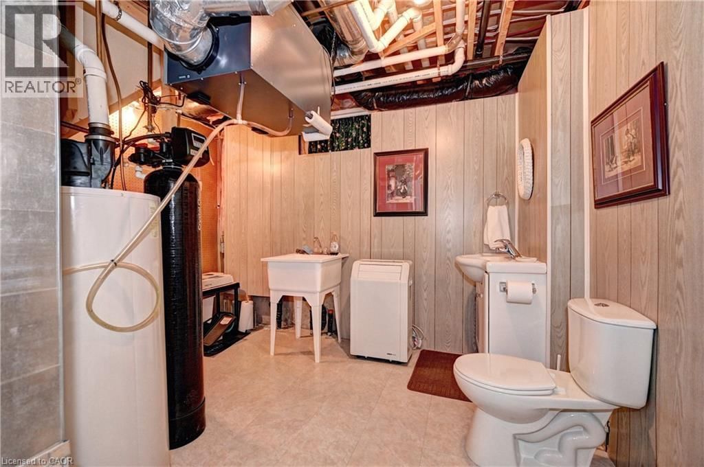 176 WESLEY CRESCENT Image 20