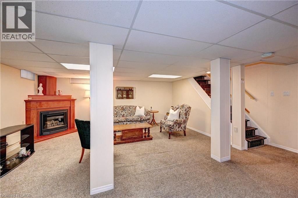 176 WESLEY CRESCENT Image 24