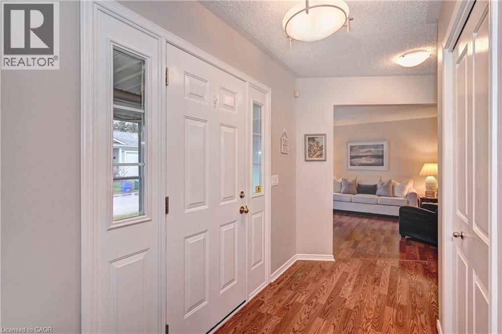 176 WESLEY CRESCENT Image 7