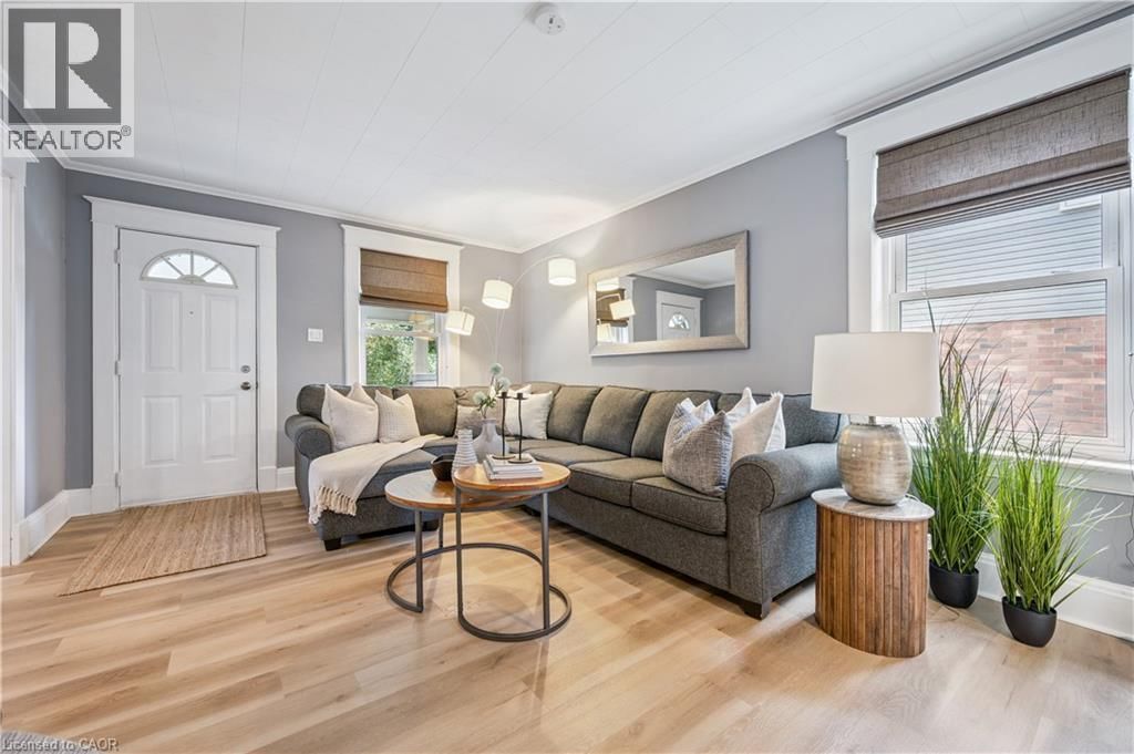 310 KITCHENER ROAD Image 10