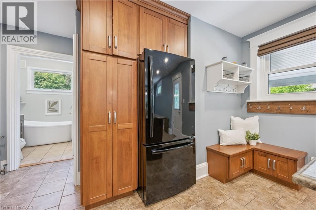 310 KITCHENER ROAD Image 20