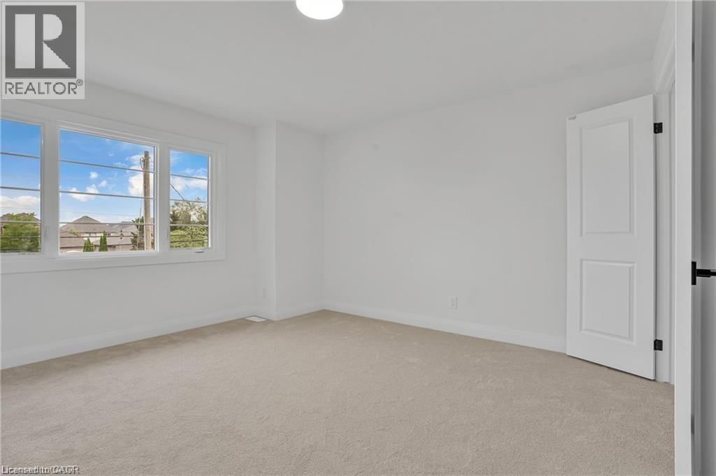 390 SOUTHCOTE ROAD Image 28