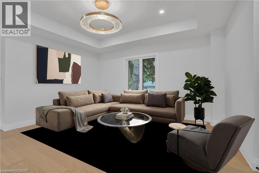 390 SOUTHCOTE ROAD Image 6