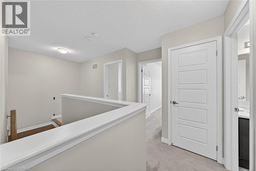 1384 BASSWOOD CRESCENT Image 31