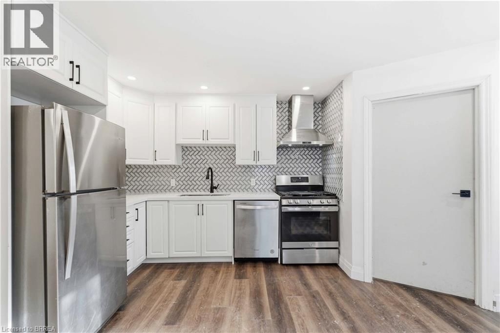 1352 #8 HIGHWAY Image 29