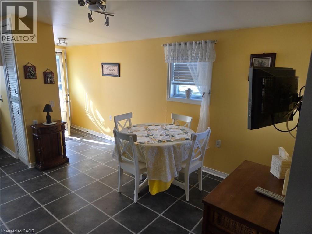 123 SCOTT STREET Image 3