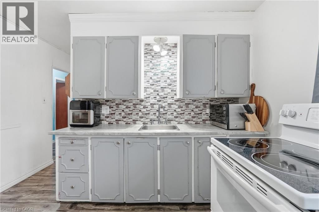 354 MCNEILLY ROAD Image 10