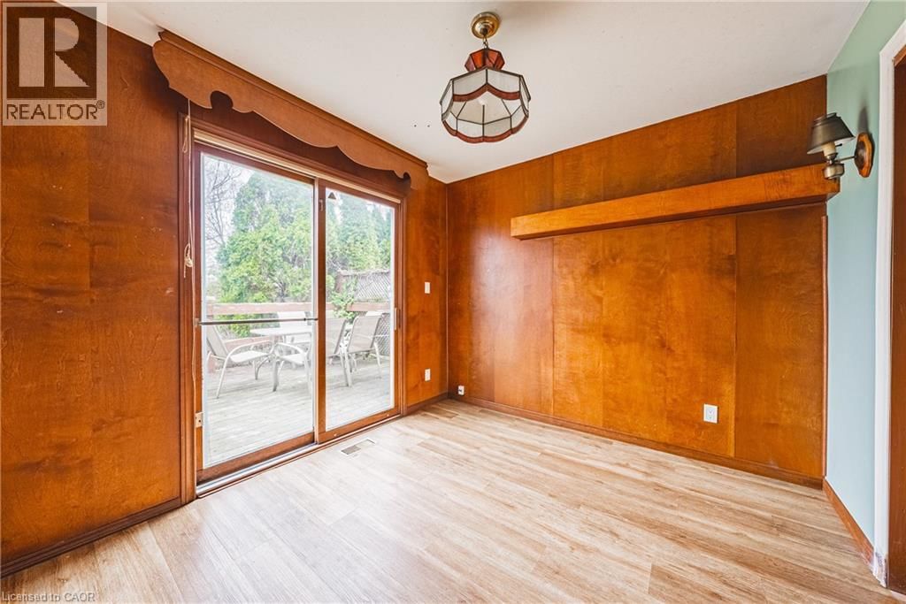 27 GLENVIEW COURT Image 10