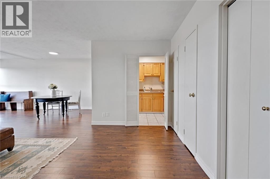 708 - 24 MIDLAND DRIVE Image 11