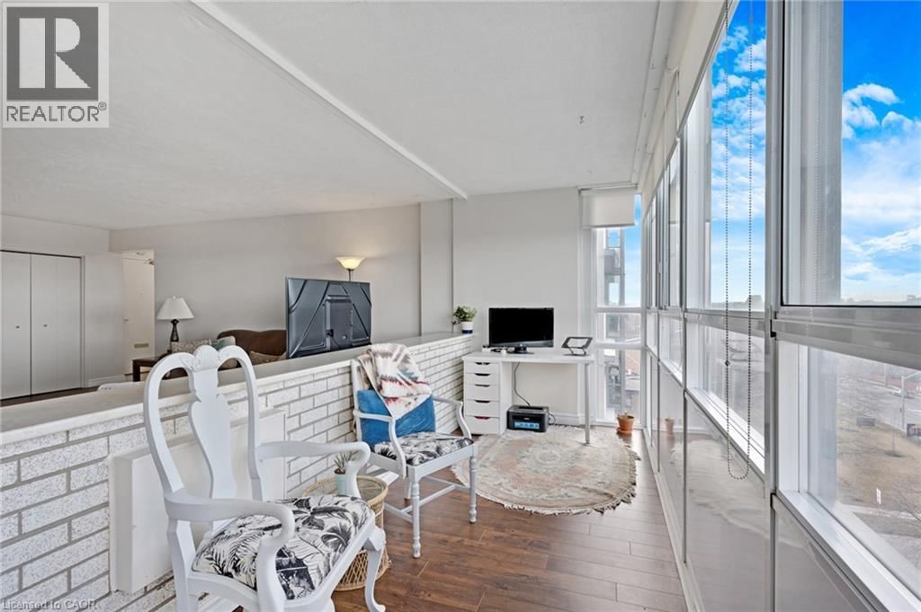 708 - 24 MIDLAND DRIVE Image 23