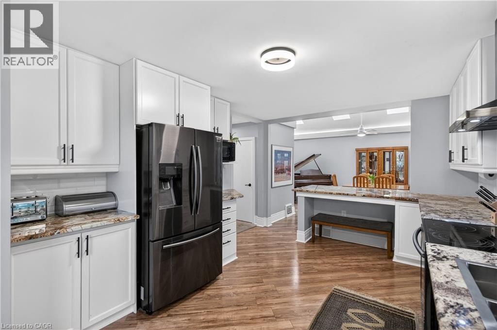 486 EAST 38TH STREET Image 21