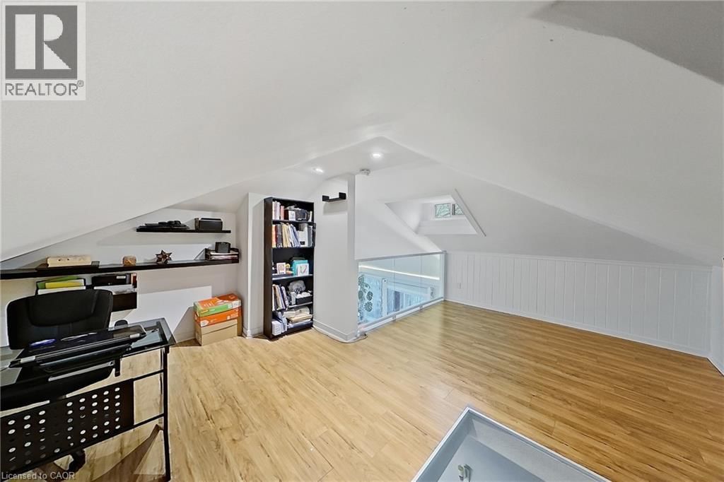 486 EAST 38TH STREET Image 35