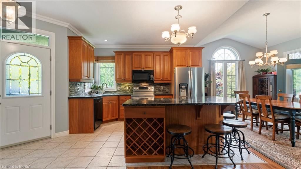 2 HUNTER DRIVE SOUTH Image 10