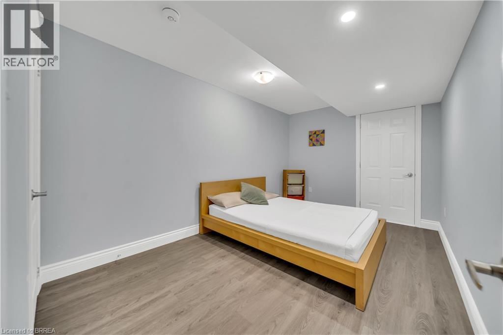 433 TWINLEAF STREET Image 43