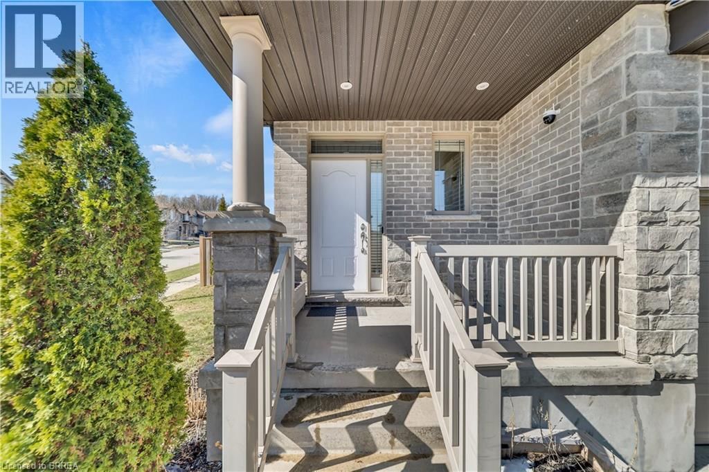 433 TWINLEAF STREET Image 9