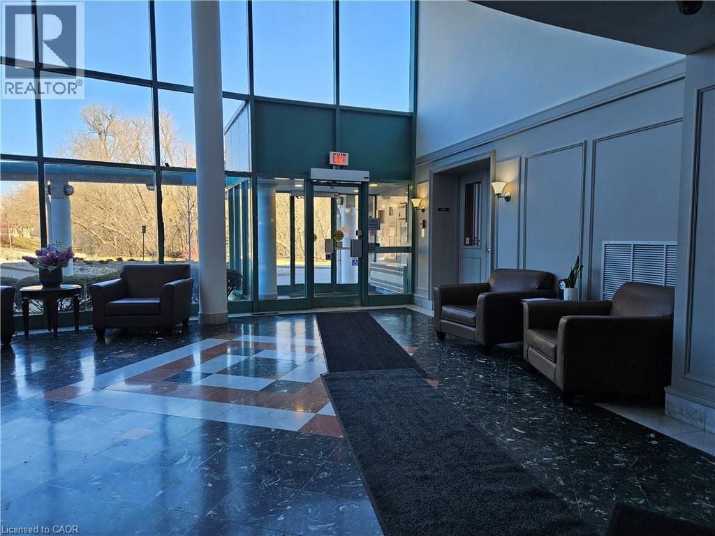 805 - 55 BLUE SPRINGS DRIVE Image 13