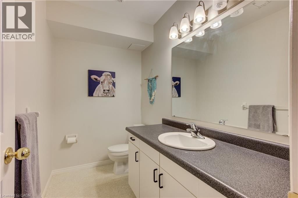 611 SPRINGBANK AVENUE NORTH Image 25