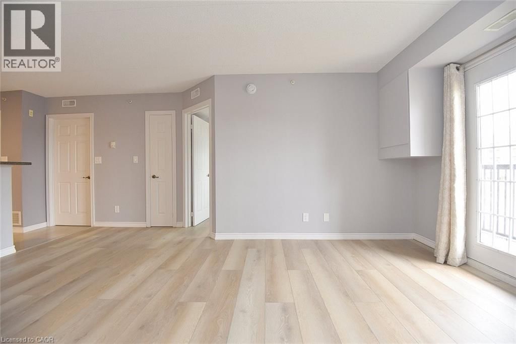 203 - 2045 APPLEBY LINE Image 7