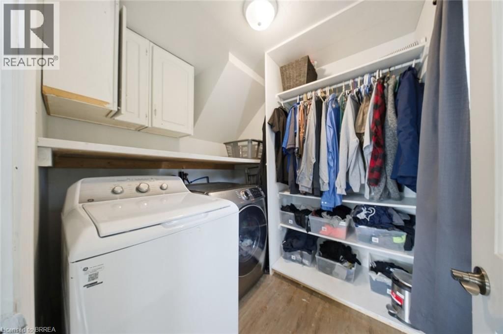 11 MALCOLM STREET Image 16