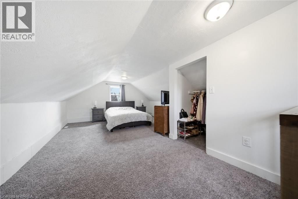 11 MALCOLM STREET Image 18