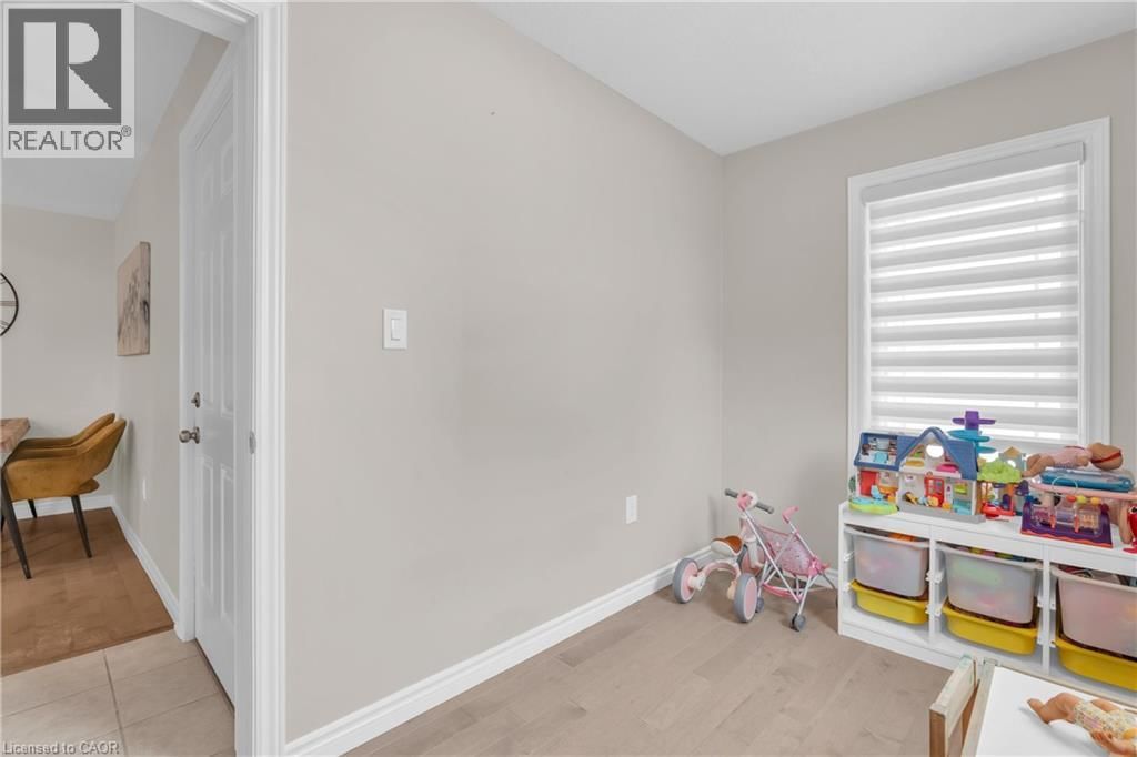 5 - 107 WESTRA DRIVE Image 13