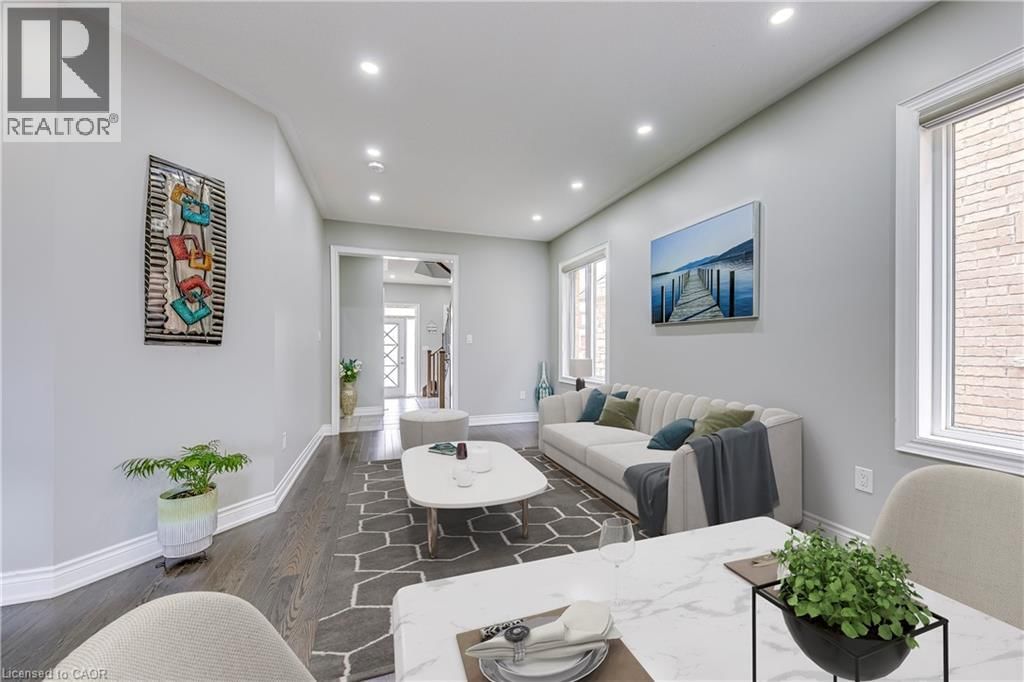 99 MCKNIGHT AVENUE Image 5